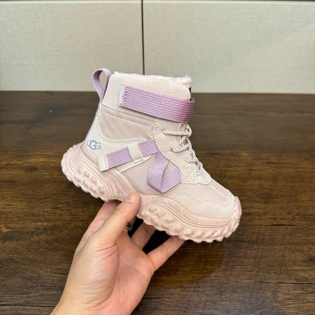 UGG Tasman Pink Purple Chunky Tread Sole Dual Lace-and-Strap Closure Snow Boots 9