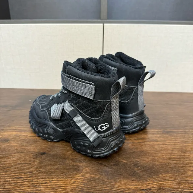 UGG Tasman Pink Purple Chunky Tread Sole Dual Lace-and-Strap Closure Snow Boots 15