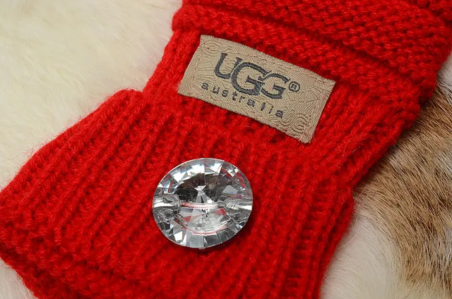 UGG Tasman vermelho branco ribeteado forro sintético punho tricot luvas 2