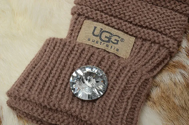 UGG Tasman vermelho branco ribeteado forro sintético punho tricot luvas 4