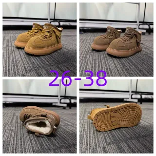 UGG Tasman-Style 棕色麂皮羊毛内衬雪靴