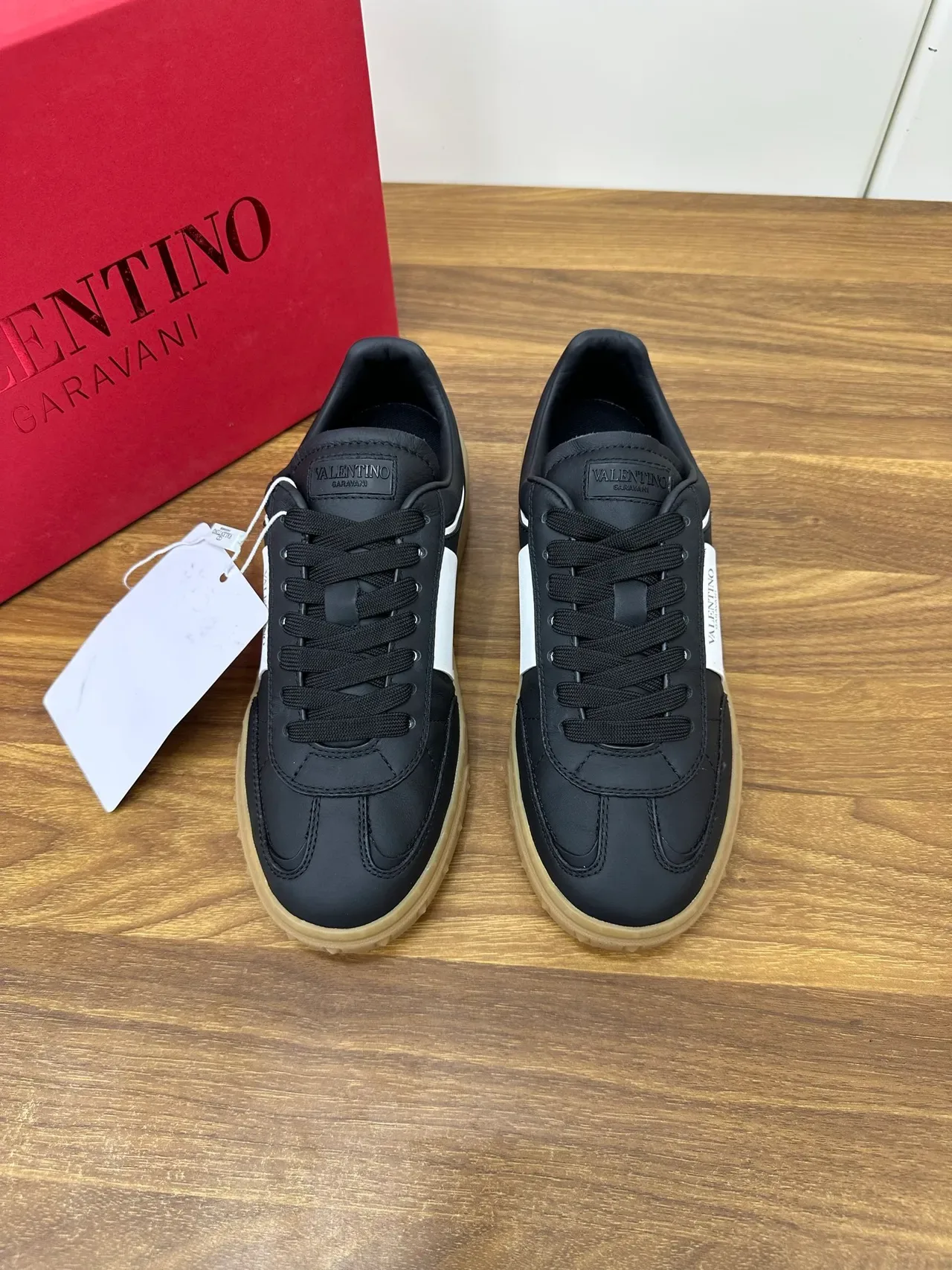 Valentino Garavani Black and White Leather Lifestyle Sneakers 5