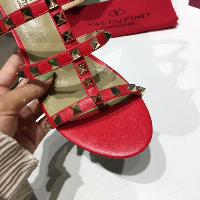 Sandálias Gladiator de Salto Bloco Valentino Rockstud Tachadas Vermelhas 6