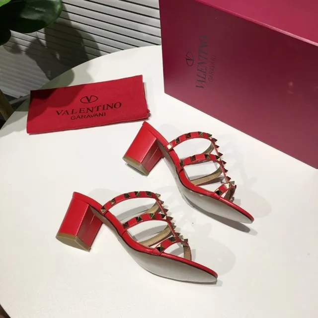 Sandálias Gladiator de Salto Bloco Valentino Rockstud Tachadas Vermelhas 8