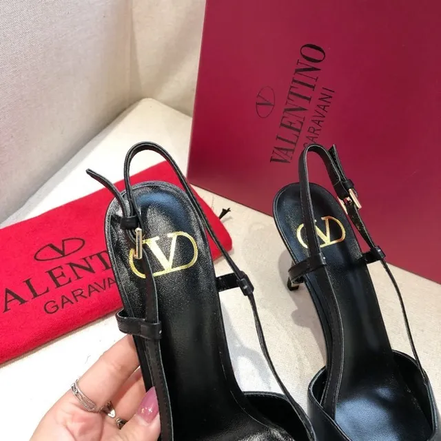 Valentino VLogo Black Gold Pointed Toe Slingback Strap Stiletto 5