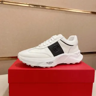 Valentino VLogo Runner tênis lifestyle branco e preto