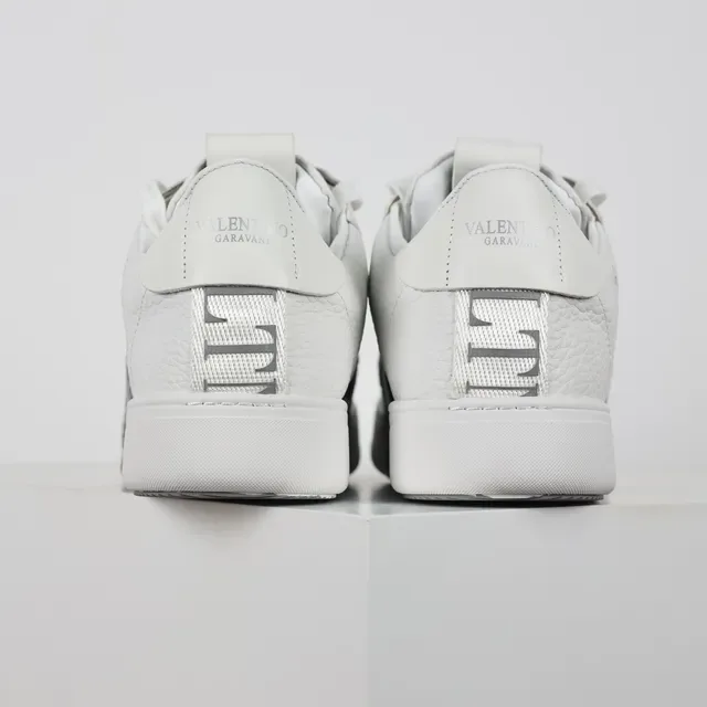 Valentino VLTN zapatillas lifestyle blanco y gris 8