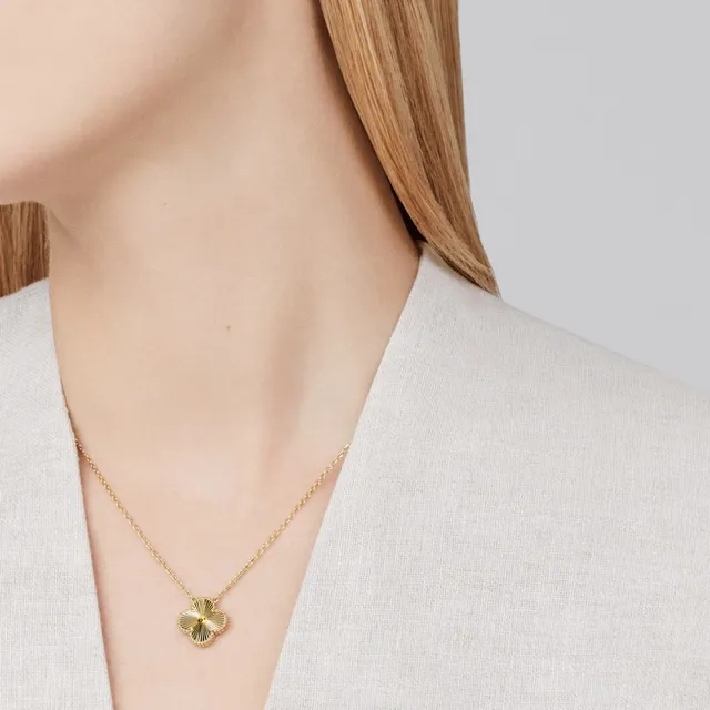 Van Cleef & Arpels अल्हांब्रा चार पत्ती वाला क्लोवर पेंडेंट नेकलेस 9