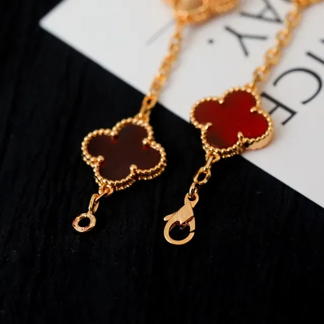 Van Cleef & Arpels Alhambra Five Motif সোনা ও লাল এনামেল ব্রেসলেট 2