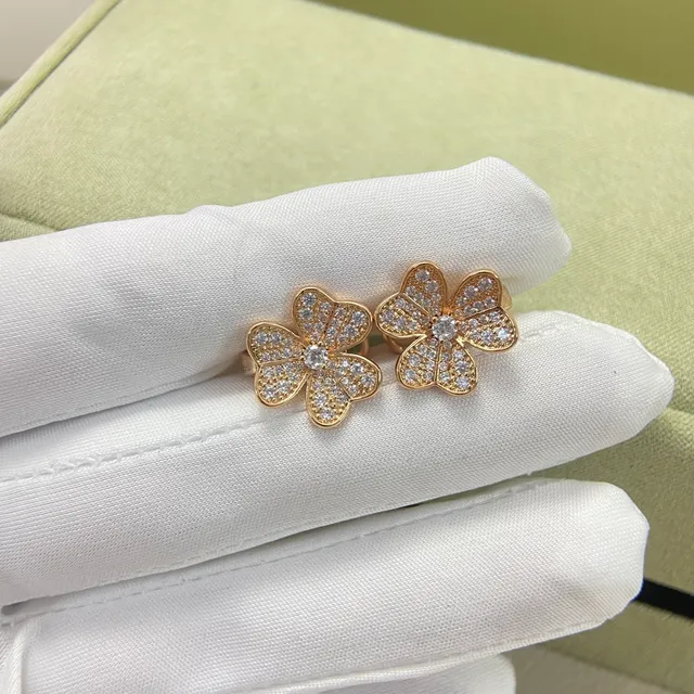 Van Cleef & Arpels Alhambra Boucles d'oreilles Fleur à cinq pétales Pavé 5