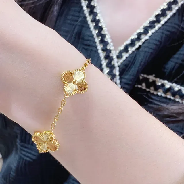 Van Cleef & Arpels ألهامبرا كلور ذو أوراق أربعة أساور سلسلة 9