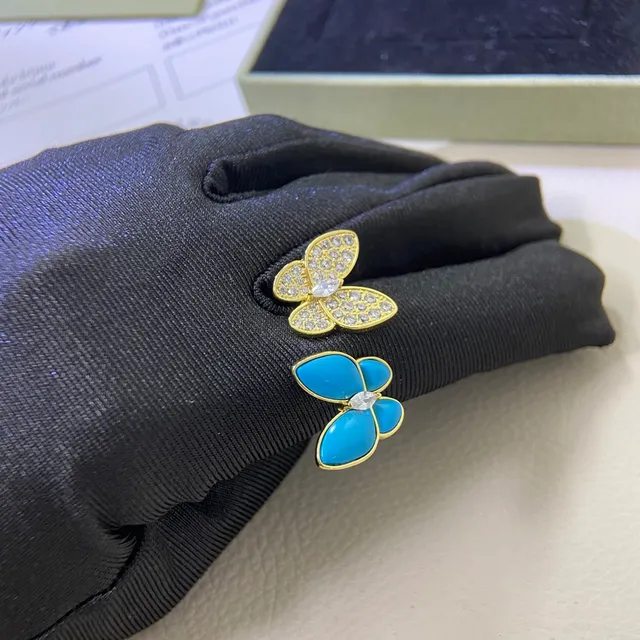Van Cleef & Arpels Papillon 蝴蝶搪瓷和 Pavé 水晶耳环 3