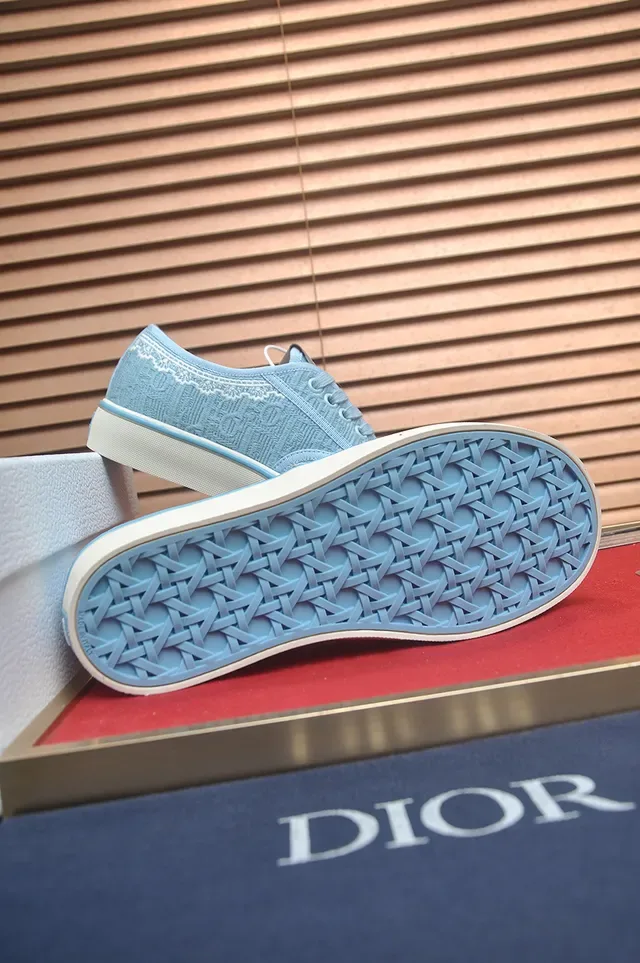 Vans أحذية رياضية زرقاء وبيضاء Low-Top مربوطة بالأربطة Lifestyle 3