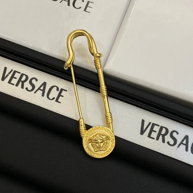 Versace Medusa Head Gold-Tone Safety-Pin Brooch 4