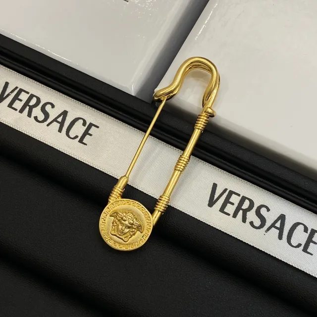 Versace Medusa Head Gold-Tone Safety-Pin Brooch 5