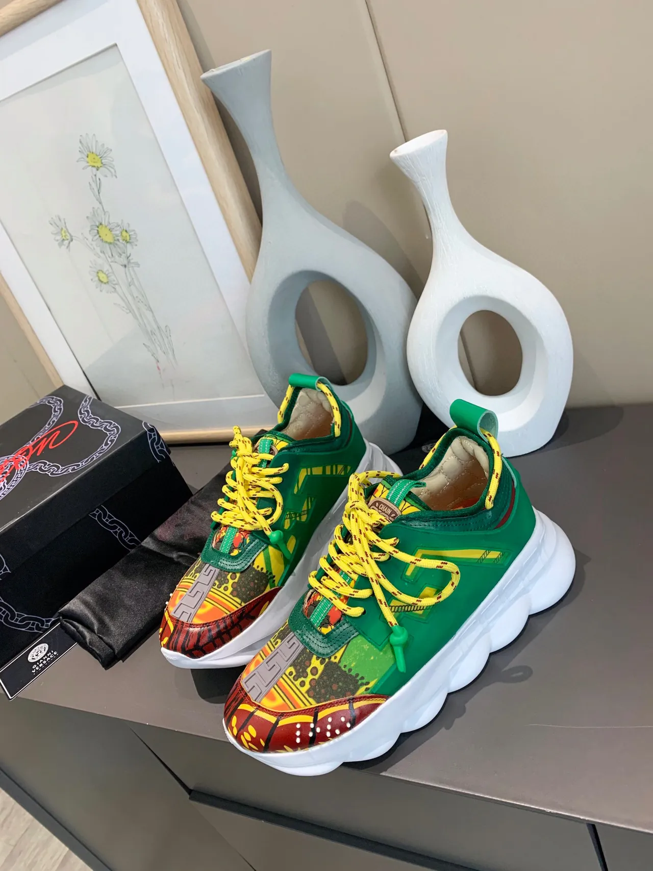 Versace Multicolore Vert Imprimé Accents de superposition de tige Sneakers épaisses 9