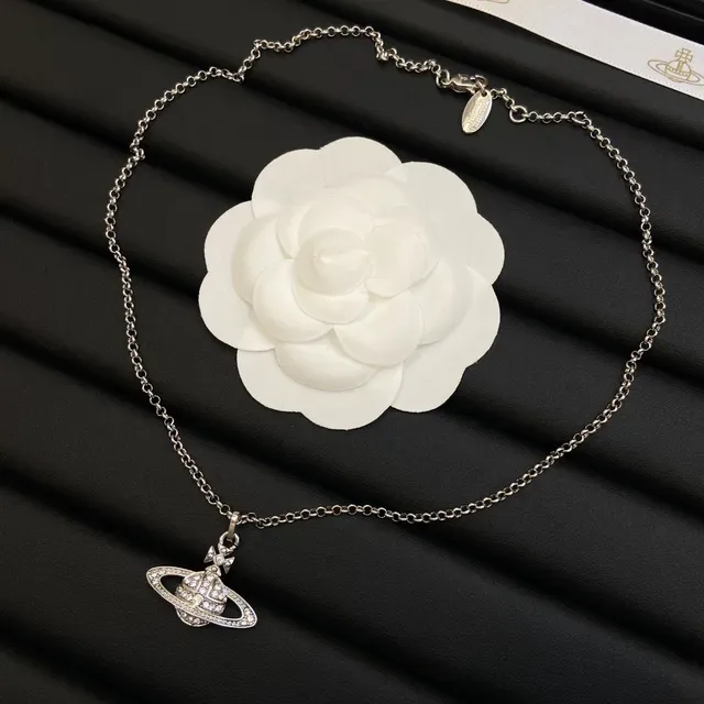 Collier Vivienne Westwood Classique Orbe Planétaire Incrusté de Cristaux 2