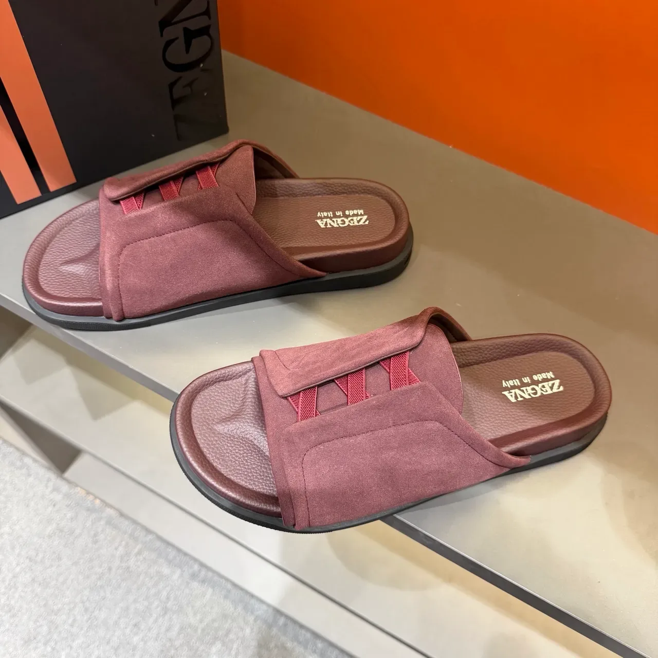 Zegna 米色麂皮交叉弹力带拖鞋 21