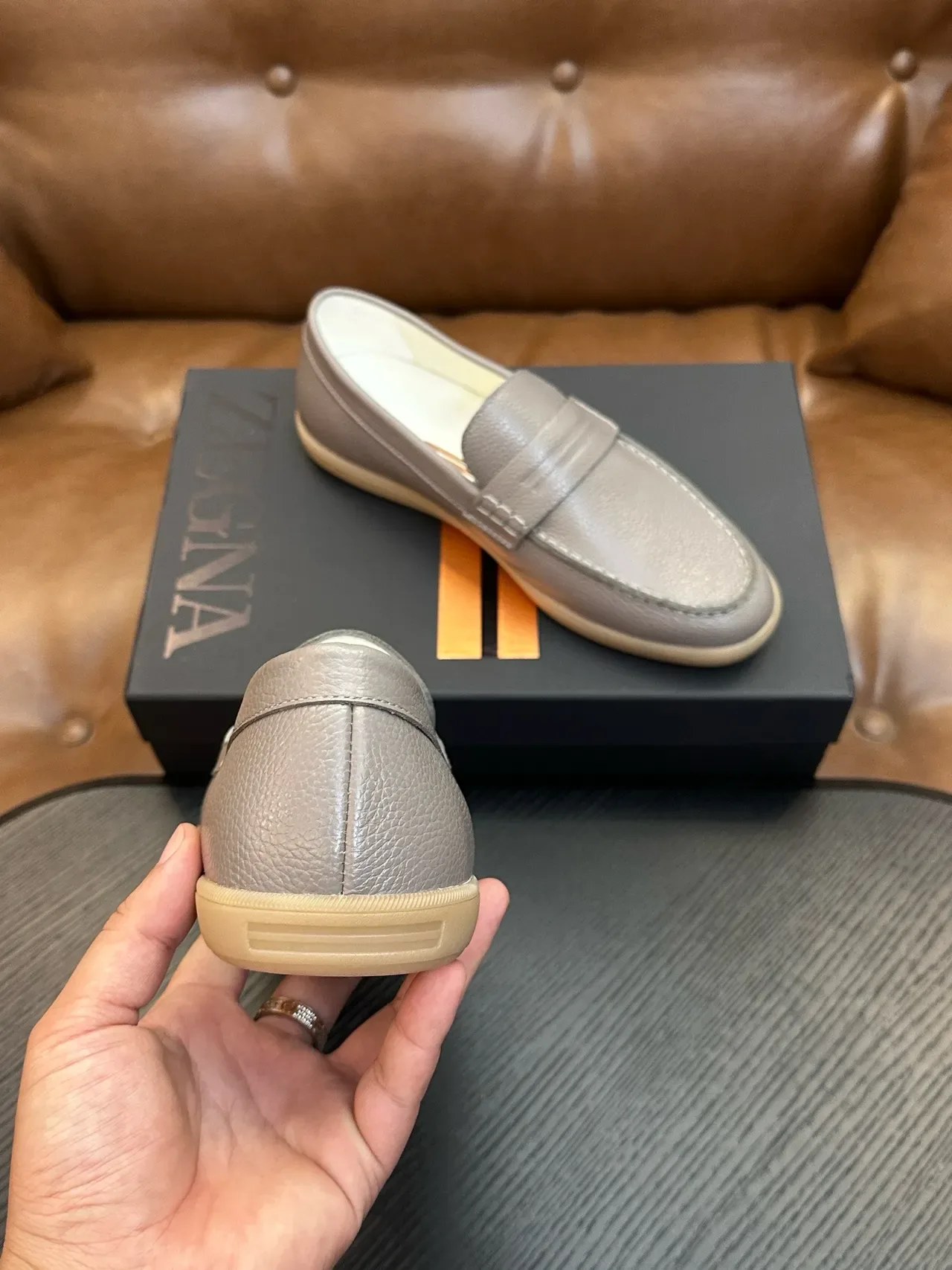 Zegna بيني لوافر رمادي جلد بيبلد نعل مطاطي 3